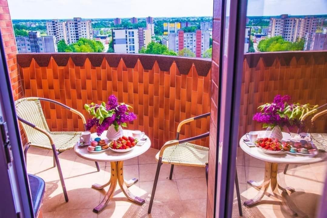 Lyra63 Large 80Sq M Top 14 Floor Шяуляй Экстерьер фото
